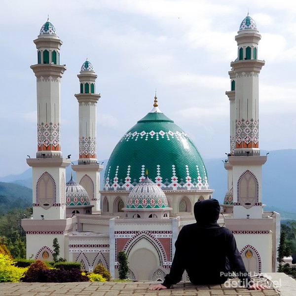 Masjid Al-Anshori: Tempat Ibadah yang Menginspirasi di Cilacap